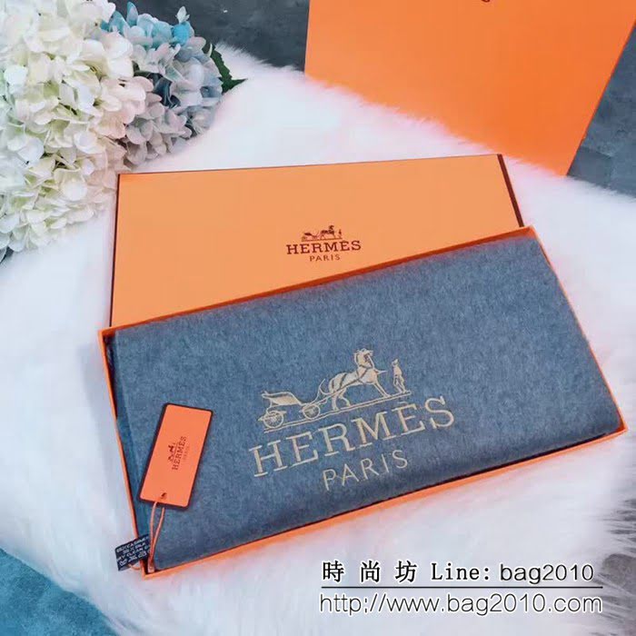 HERMES愛馬仕2018年度爆款 新款Hermès淨色刺繡圍巾 LLWJ6725
